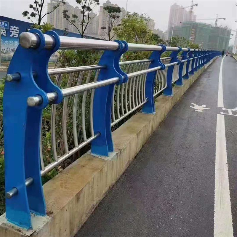 桥梁钢护栏